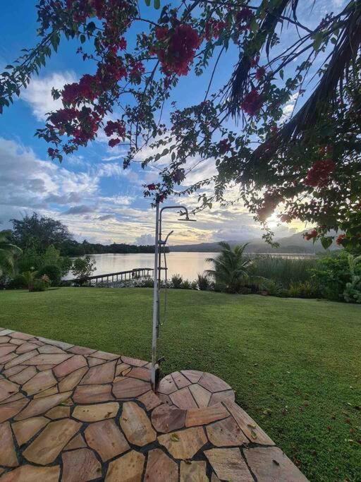 Te Mana Lodge Taravao Buitenkant foto